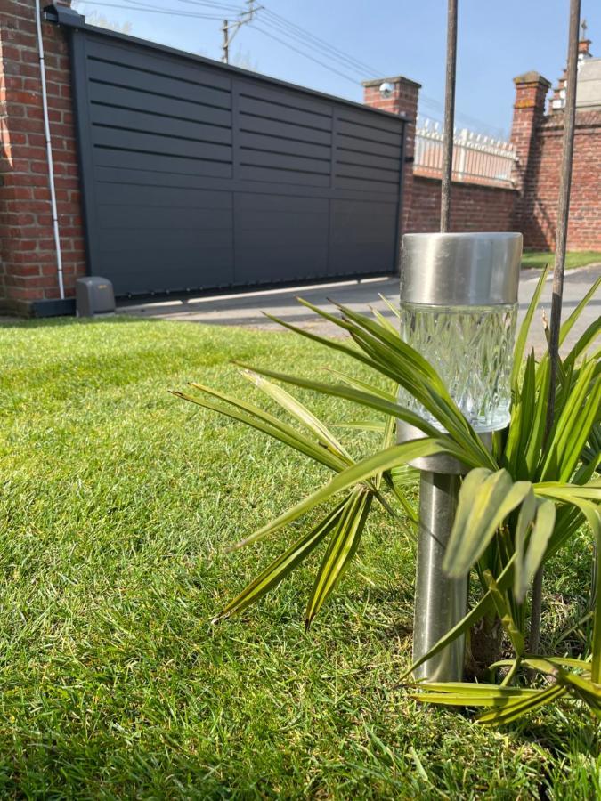 Gite Avec Piscine Lestrem Exterior foto